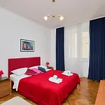 Seaview Apartment Ploce